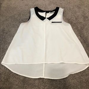 Chloe K white and black tank top blouse